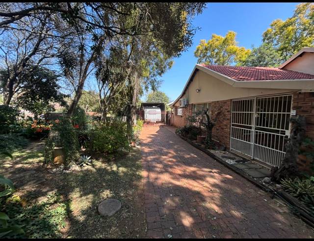 3 BEDROOM HOUSE FOR SALE IN IFAFI